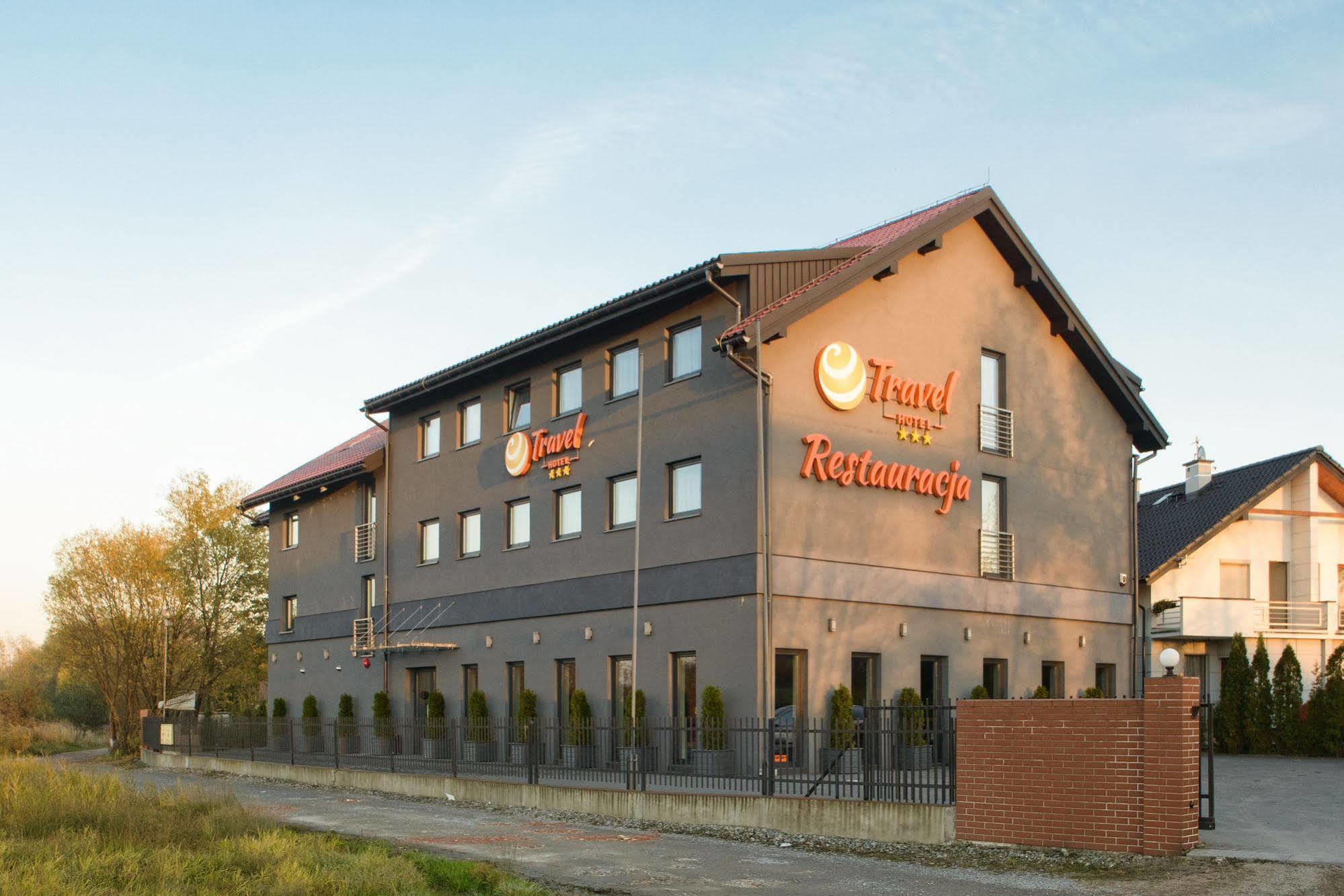 Aparthotel Travel Krakow Ngoại thất bức ảnh