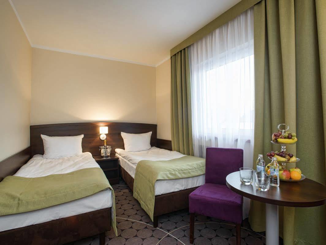 Aparthotel Travel Krakow Ngoại thất bức ảnh